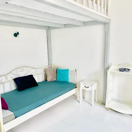 Apartment Stylish Delight In Downtown Of *