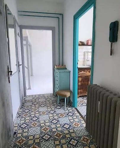 Stylish Delight In Downtown Of Apartment