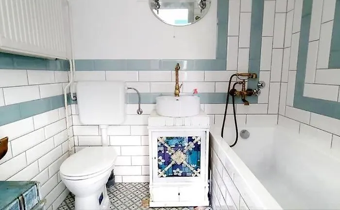 Stylish Delight In Downtown Of Apartment *