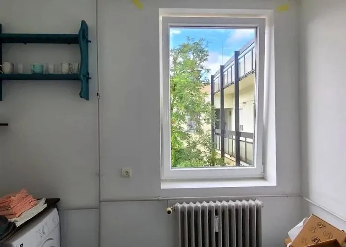 Apartment Stylish Delight In Downtown Of *