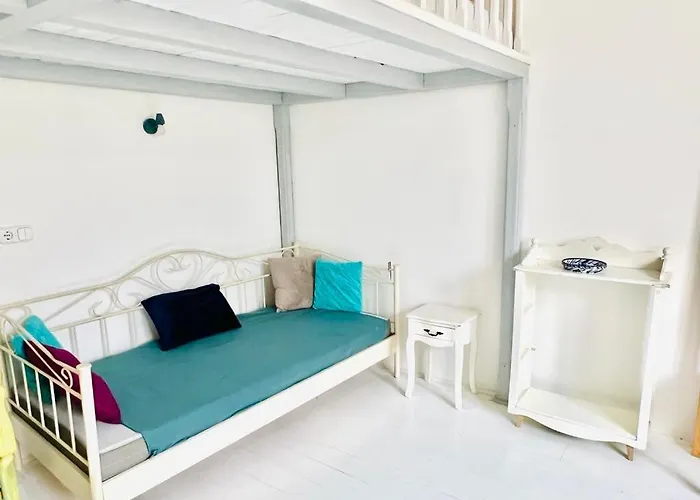 Apartment Stylish Delight In Downtown Of *